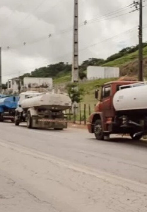 Governo Lula adia repasse para carro-pipa e coloca em risco abastecimento de 1,3 milhão de pessoas