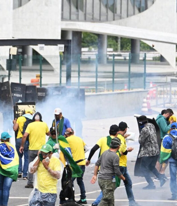 Saiba mais sobre o acordo proposto aos réus do 8 de Janeiro para evitarem a prisão e quantos concordaram.