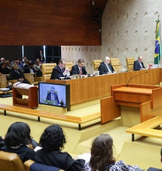 O PT pedirá ao STF para que a transmissão do julgamento de Bolsonaro seja feita com sua equipe