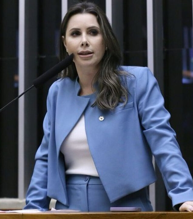 Carol De Toni denuncia nova irregularidade no Pé-de-Meia