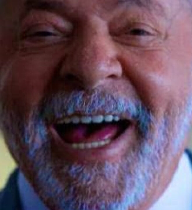 Lula poupa juízes na nova lei do Imposto de Renda, que não cobrará impostos no penduricalho