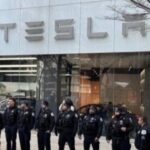 A Doença da Esquerda: Ataques às Lojas da Tesla Exibem a Face Violenta do Progressismo