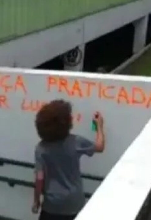 Deputado do PT foi condenado a regime aberto por pichar mercado