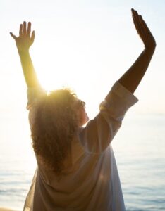 Desligar o celular por um período de 2 semanas pode rejuvenescer o cérebro em até 10 anos. É o que mostra estudo recente conduzido pela Universidade da Colúmbia Britânica, no Canadá. Veja porquê