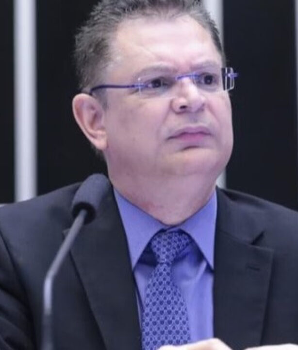 Líder do PL diz que Motta ‘agrada governo’ e que chegou ‘ao limite’
