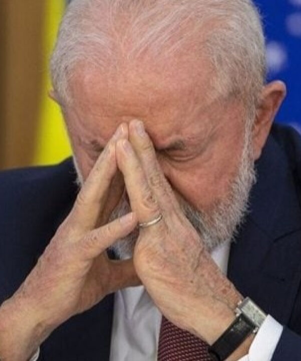 Estratégias de Lula não funcionam, e PT revela pessimismo com o governo