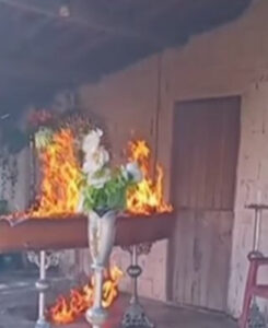 Facção invade velório no Ceará e coloca fogo em cadáver de rival; VEJA VÍDEO