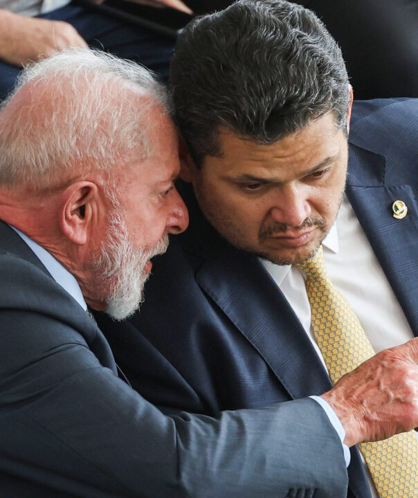 Lula rejeita anistia e fala em reeleição em jantar com líderes da Câmara
