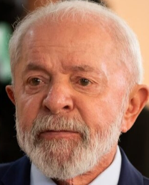 Derretendo: Rejeição a Lula entre mulheres, pretos e pardos supera aprovação; VEJA NÚMEROS