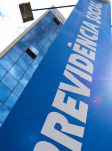 INSS e entidades suspeitas de fraude travam auditoria do TCU