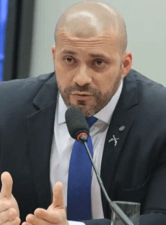 Daniel Silveira tem pedido de saída para estudo e trabalho negado por Moraes