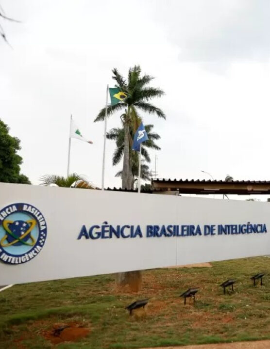 Servidores da Abin denunciam vazamentos da PF e apontam possíveis interesses políticos