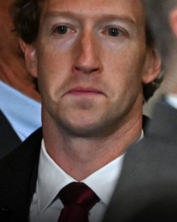 BOMBA: Zuckemberg pode ser obrigado a vender WhatsApp e Instagram
