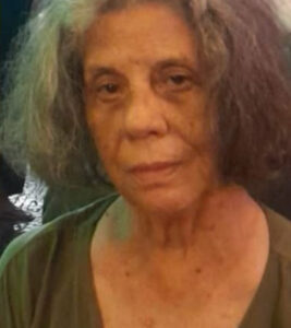 Atriz da Globo é encontrada perdida na rua pedindo esmola