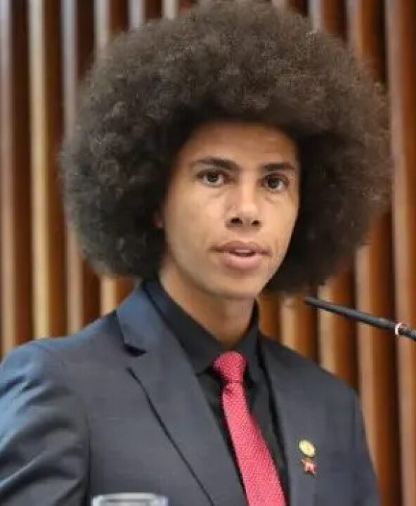 Deputado do PT demite funcionária grávida e recebe nova condenação judicial