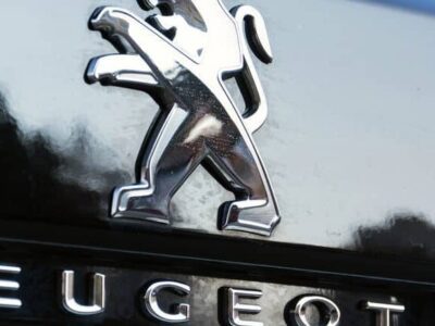 Podem desligar em movimento: Fiat e Peugeot anunciam recall de 21,5 mil carros; veja modelos