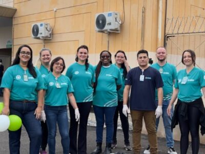 Colaboradores do HBU e UPA realizam ações de cuidado e conscientização pelo Abril Verde com foco na saúde e bem-estar dos trabalhadores