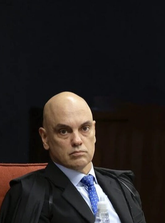 EUA anunciam restrição de visto para autoridades que censuram