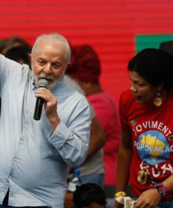 Empresas públicas financiam encontros que favorecem Lula e ampliam sua visibilidade