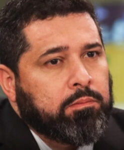 SABIDO: Presidente dos Correios reajustou próprio salário por 2 anos