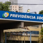 Folha: Com venda casada, fraude vai a R$ 219 bi no INSS?