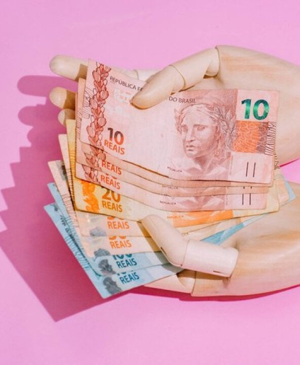 Resgatar dinheiro esquecido em bancos poderá ser automático, anuncia BC; SAIBA COMO