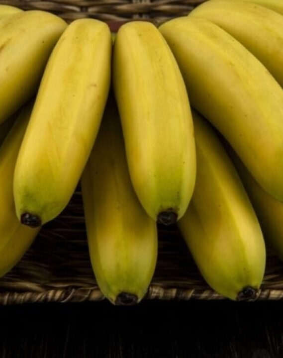 Esse item de cozinha conserva banana por mais tempo sem escurecer; veja