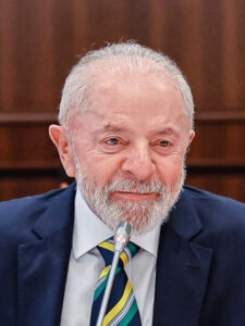 Até o PDT se distancia: Lula enfrenta isolamento crescente e clima de constrangimento, aponta Estadão