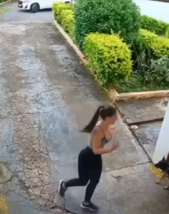 Garota de programa é amarrada em motel e obrigada a fazer PIX; VEJA VÍDEO