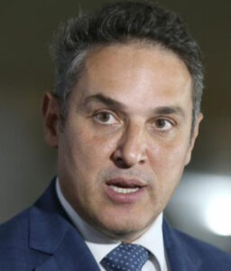 Zucco denuncia uso de entidade para driblar a lei e promover o ‘Janjapalooza’