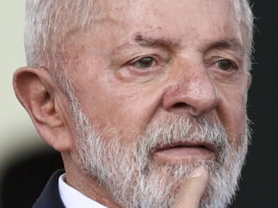 Como a AGU virou o ‘escritório de advocacia’ de Lula