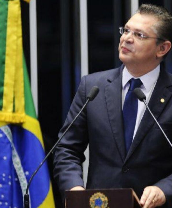 BOMBA: Líder do PL, Deputado Sóstenes Cavalcante desafia STF e, em resposta a Dino, dispara: ‘Você não tem autoridade sobre parlamentar’