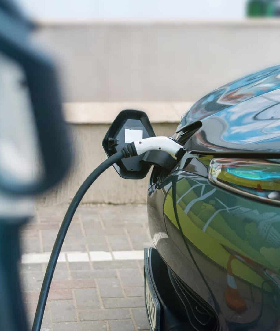 Carro elétrico ou híbrido? Veja qual o melhor para você
