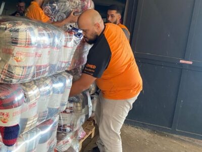 Fundo Social recebe 2 toneladas de cobertores e roupas do Grupo Farma Conde, o que mostra grande participação da cidade este ano