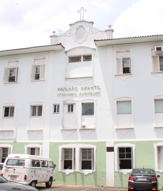 Direção da Santa Casa de Marília participa de encontro com o ministro Alexandre Padilha em Brasília e apresenta diversos projetos necessários ao atendimento em Marília e 62 municípios via SUS