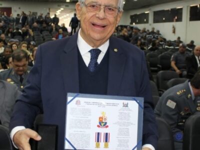 Provedor da Santa Casa de Marília, Norival Carneiro Rodrigues, recebe Medalha Comemorativa do Cinquentenário do 9º BPMI pelos relevantes serviços prestados à comunidade