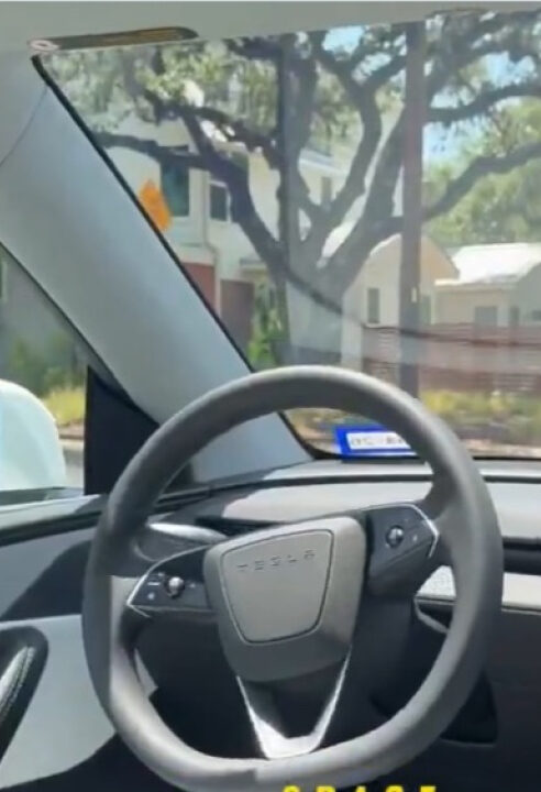 Urgente: Elon Musk anuncia o lançamento do Tesla Robotaxi, que irá competir com a Uber