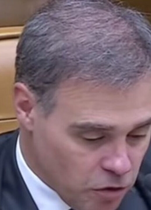 O Ministro André Mendonça cita o ‘direito à liberdade de expressão’ em seu voto no STF: