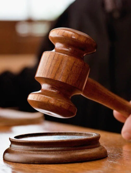 Justiça condena médico que estuprou mulheres na sala de parto
