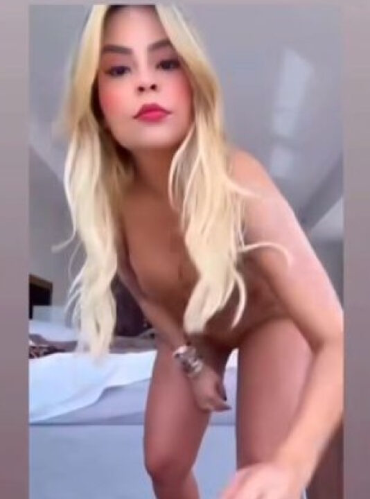 Prefeita rebate críticas após postar vídeo ‘causando’ de biquíni: ‘mulher pode ser trabalhadora mãe e bonitinha’; ASSISTA