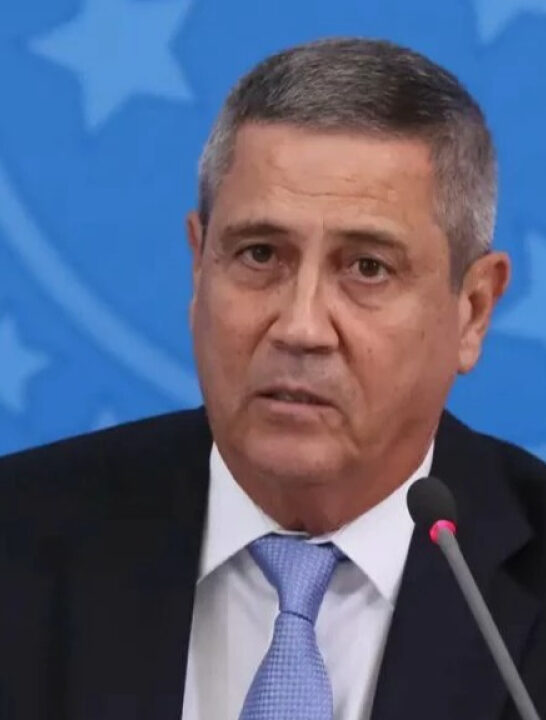 Braga Netto chamou Mauro Cid de mentiroso durante acareação