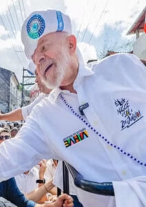 Com popularidade em queda, Lula vai a “carnaval” político na Bahia