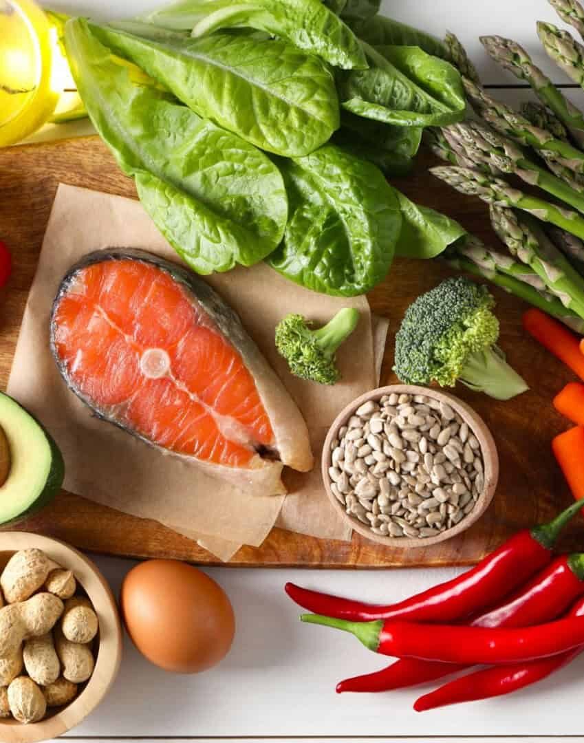 Dieta saudável na meia-idade protege contra demência, aponta pesquisa