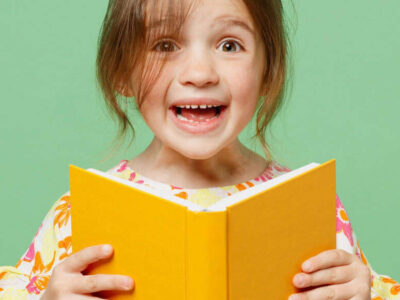 8 benefícios comprovados para saúde ao ler livros físicos