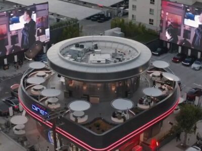 Por dentro do restaurante retrô e futurista que a Tesla inaugurou nos EUA