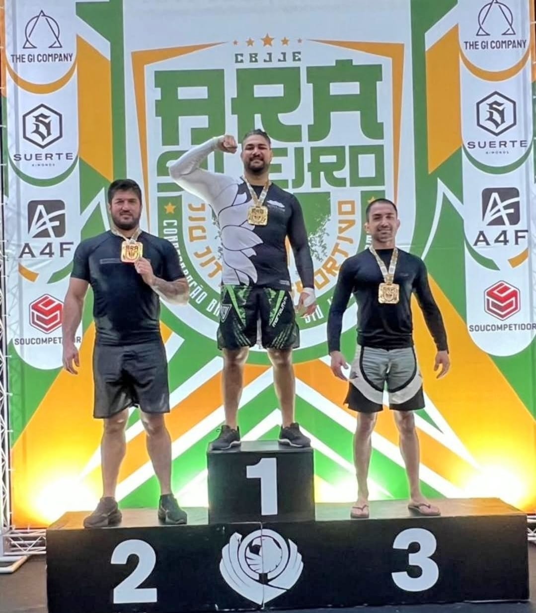 Mariliense, o Pépe, conquista 3 medalhas no Brasileiro de Jiu Jitsu CBJJE. Duas de ouro e uma de prata no Campeonato Brasileiro