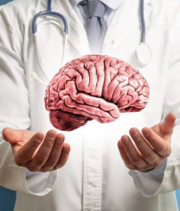 Neurocirurgião da Unicamp explica como cuidar do cérebro em cada fase da vida para evitar o risco de demência em até 40%