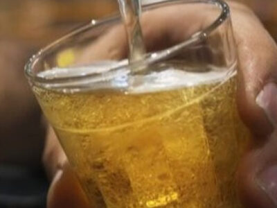 ‘Até desmaiar’: bando deixava vítimas embriagadas em bar para roubar