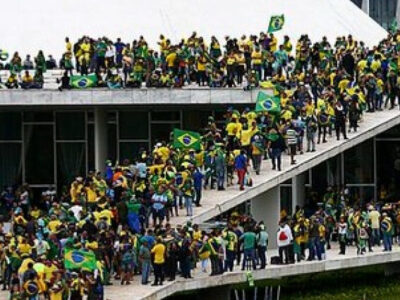 Defesa afirma que condenado pelo 8/1 tentou suicídio novamente