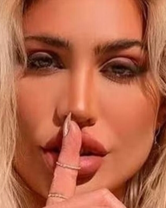 Ex-estrela de reality é internada após arrancar a cabeça do namorado